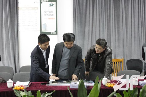海门市政协主席黄汉忠调研凯盛家纺