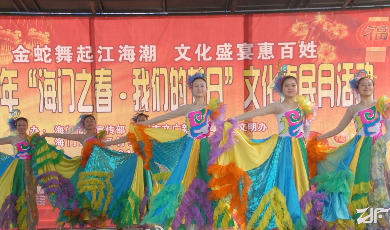 海门文化惠民活动在叠石桥家纺城举行