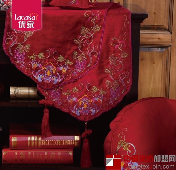 优家精彩中国风 传统婚庆家纺新品上市