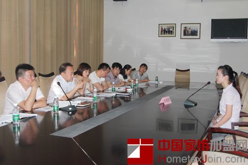 叠石桥家纺城举行人才招聘面试会