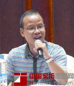 浙江省桐乡市大麻镇副镇长洪家纲