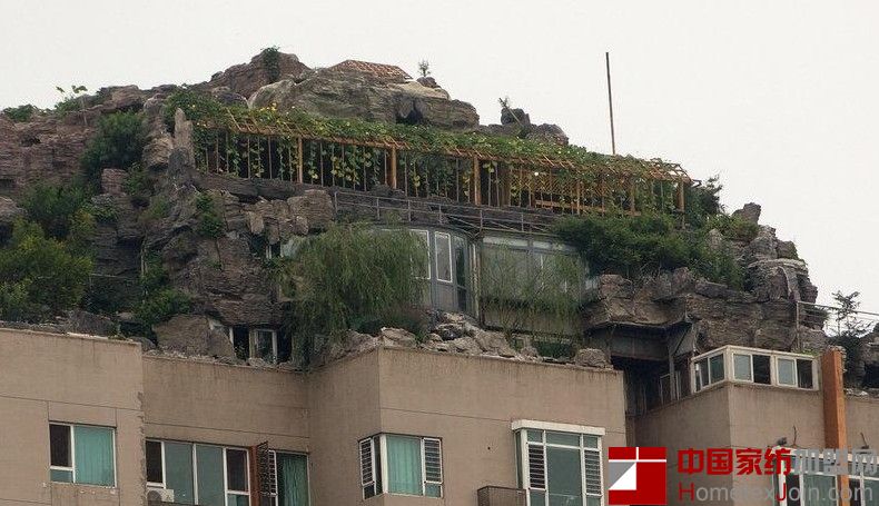 北京26楼顶豪华假山别墅  甚是壮观