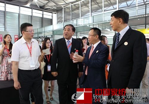 2013上海国际家纺展今日开幕  “大家纺”概念尽显