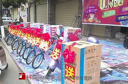 欧派家纺工厂直销靖安店，婚庆大套单日销售创历史奇迹