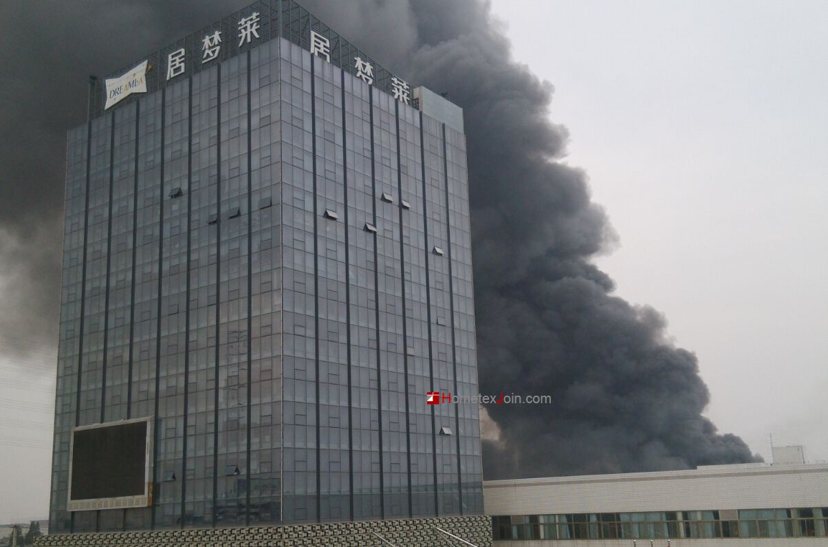 快讯：居梦莱家纺总部发生重大火灾